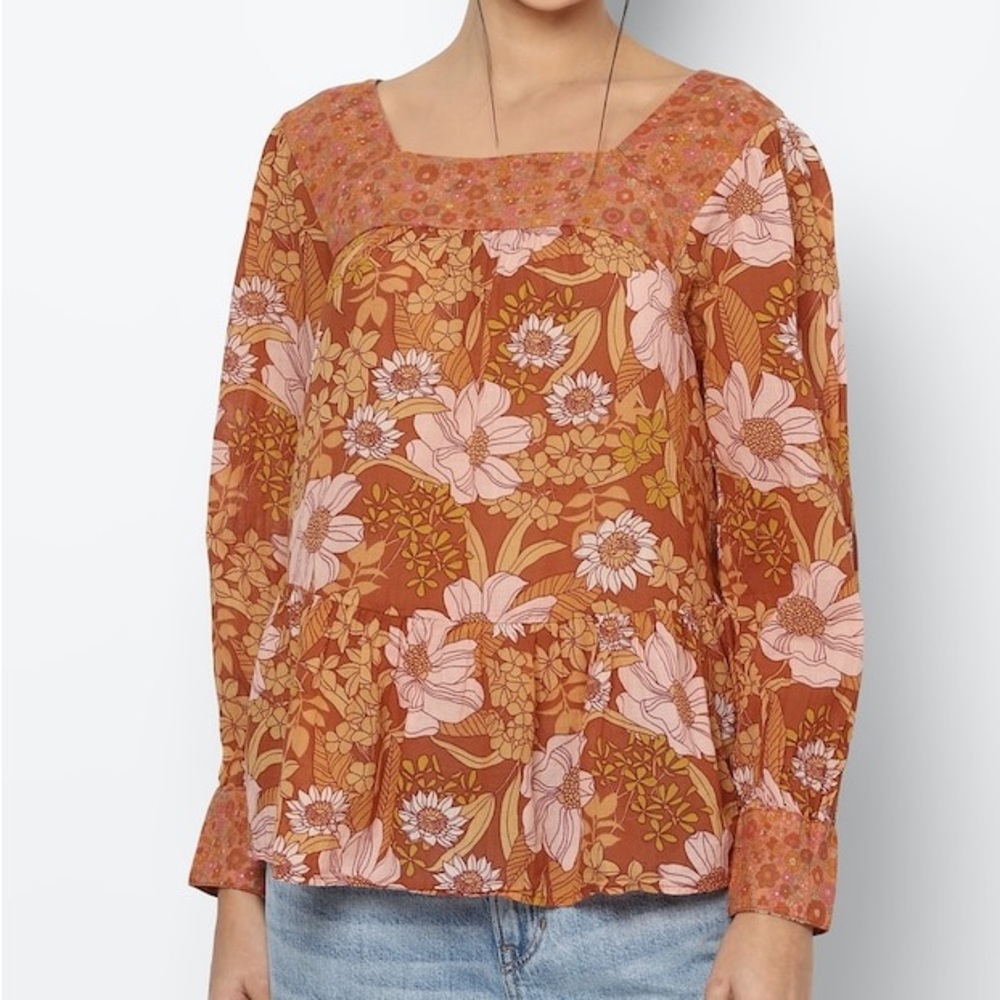 AMERICAN EAGLE peasant top